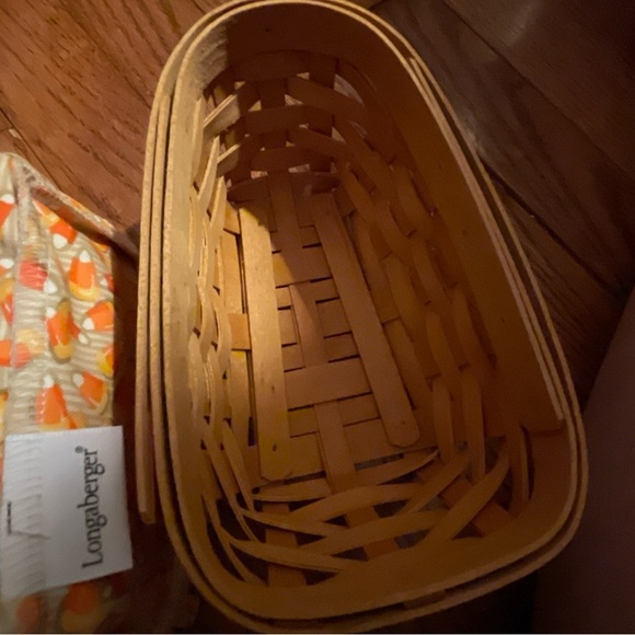 1999 Longaberger Candy Corn Basket w/ Liner & Brochure Halloween & Protector - Picture 6 of 10